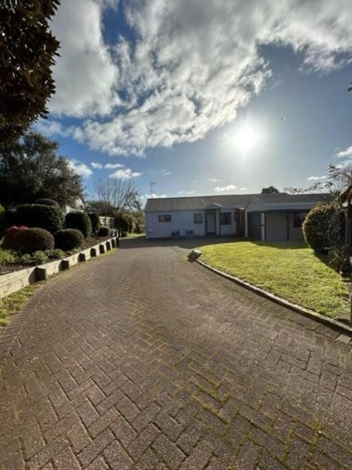 فيلا Family Perfect, Winter Getaway, Secure Yard, Parking, Mountain Bikes, Arcade روتوروا المظهر الخارجي الصورة